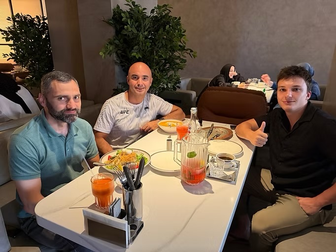 A shared meal after training